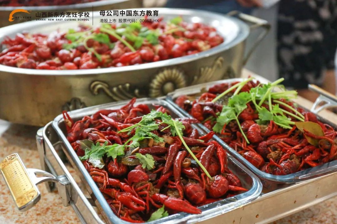 龙虾小店创业项目(开小龙虾店还有前景吗？)