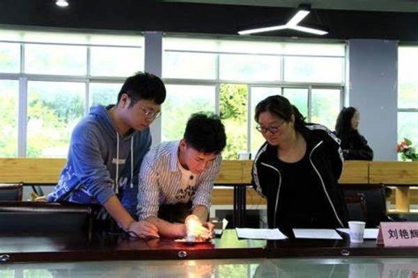 大学生创新创业项目名称(大学生科技创新项目有哪些？)